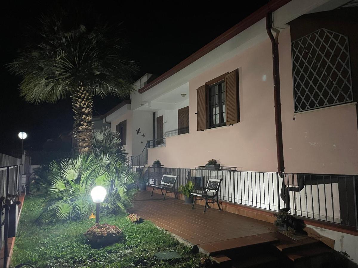 Villa Antonella Pozzilli Exteriör bild